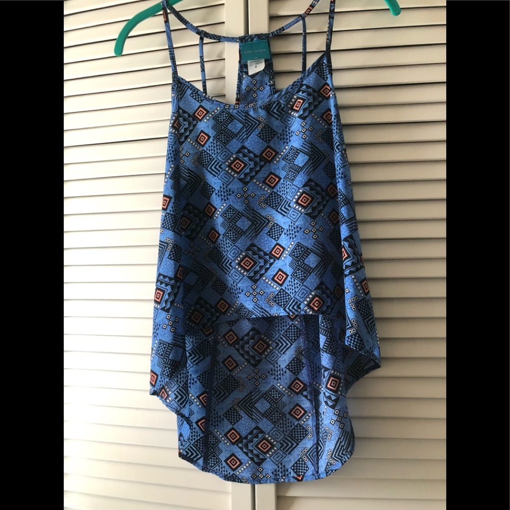 Geometric High-Low Tank Top - Picture 5 of 8